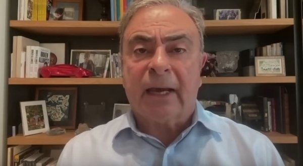 "За да успеят да тласнат Honda към тази сделка, Honda трябва все пак да има някаква полза от нея. Ако не краткосрочна, то поне в средносрочен и дългосрочен план. Но те ще бъдат зорко наблюдавани, за да се гарантира, че ефектът и цената за японското общество няма да бъде твърде голяма. Защото, когато имаш две компании на един и същи пазар, с едни и същи силни страни и едни и същи слабости, това носи със себе си сериозна цена - много дублиращи се неща ще трябва да отпаднат".
