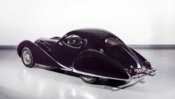 След като прекарва близо 50 години в Източна Германия, този Talbot е &bdquo;освободен&ldquo; през 1989 г. и впоследствие напълнто възстановен. През 2010 г. тя спечели BMW Group Trophy - Best of Show на Villa d'Este Concours d'Elegance. На следващата година този модел печели и наградата Louis Vuitton Classic Concours. 