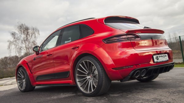 Porsche Macan с оптичен пакет от Prior Design