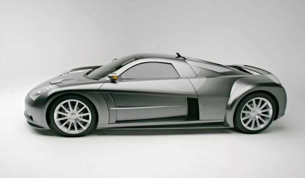 Този впечатляващ суперавтомобил със средно разположен двигател е оборудван с V12, разработен от AMG, базиран на агрегата в Mercedes-Benz M120. Основната му разлика е, че двигателят получава четири турбокомпресора. В резултат на това развива впечатляващите 850 к.с., позволявайки на красивия суперавтомобил да ускори от нула до 100 мили в час (97 км/ч) само за 2,9 сек.

Въпреки възторжените отзиви и факта, че концепцията е създадена по най-високите стандарти за безопасност и опазване на околната среда, Chrysler решава, че пускането в производство на ME Four-Twelve е твърде рисковано. За много автомобилни фенове обаче концепцията остава най-впечатляващата кола с емблемата на Chrysler в историята.
