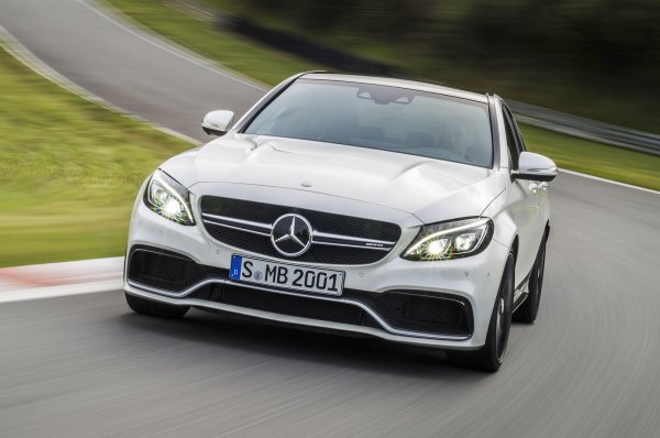 Mercedes-Benz C63 AMG S / Mercedes-Benz C63 AMG