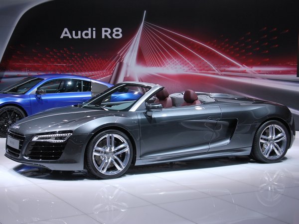 Audi R8