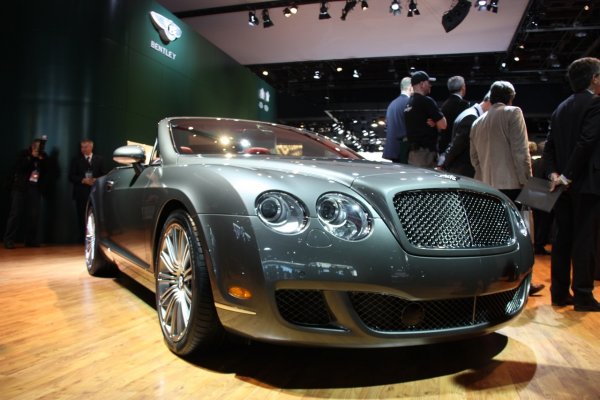 Bentley Continental GTC Speed / Детройт 2009