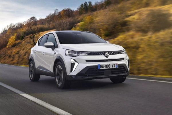 При френския кросоувър силните 2020 и 2021 година бяха последвани от сериозен спад, но сега моделът тръгва нагоре, макар и скромно - +0.6% спрямо същия период на миналата година. Сериозните промени в дизайна с последния фейслифт несъмнено спомагат за това. 
