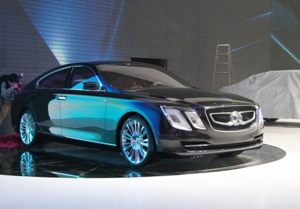 BAIC C90L - луксозен китайски автомобил с 6.0-литров V12 двигател