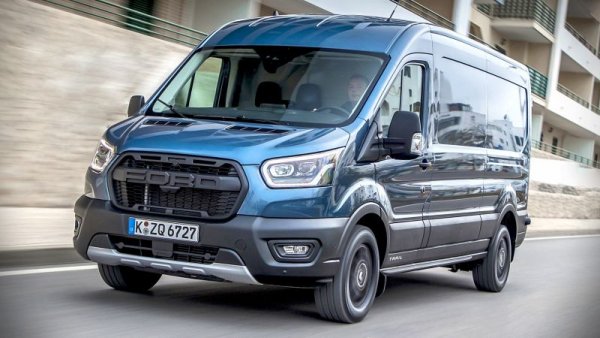 И при Ford спадът спрямо 2019 година е съществен - почти 55%. Отстъплението е най-вече при леките автомобили, докато лекотоварните поддържат стабилен пазарен дял. 180 от регистрациите са с N1.

Най-продавани модели:
Transit - 85
Transit и Tourneo Custom - 60
Focus - 54
Ecosport - 47
Fiesta - 40

Други: Puma - 39, Ranger - 38, Kuga - 33, Transit и Tourneo Courrier - 27, Transit и Tourneo Connect - 20, Mondeo - 21, Mustang - 4, Galaxy - 3, S-Max - 3


