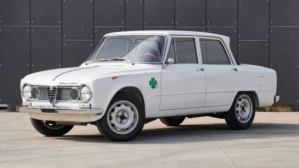 Alfa Romeo Giulia TI Super (1964 година)