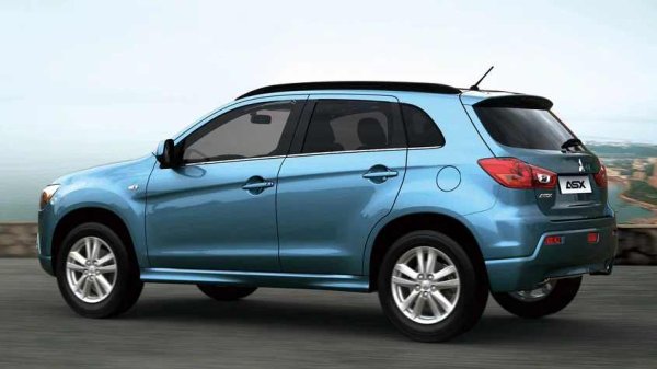 Независимо от монтирания двигател, пистовият ремък и неговите ролки не издържат дълго на ASX. Техният експлоатационен живот рядко надвишава 100 000 километра.
