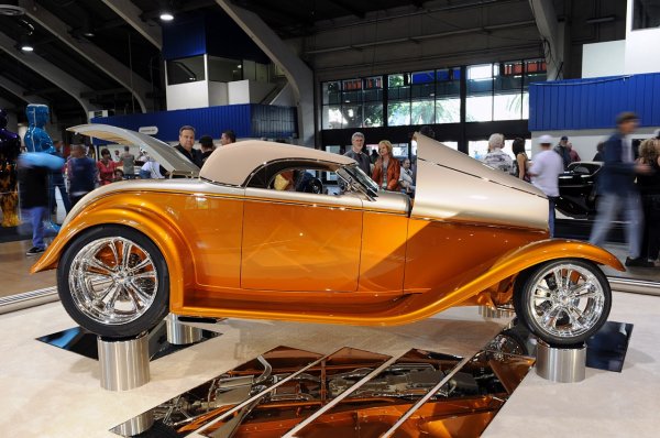 Кадри от тазгодишното американско автоизложение "Grand National Roadster Show"
