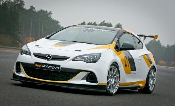 Opel Adam Cup и Opel Astra OPC Cup