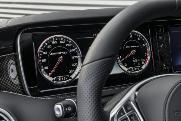 Mercedes-Benz S63 AMG Coupe