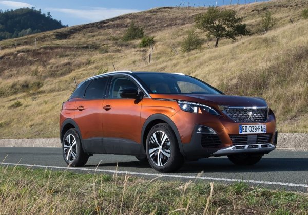 Средната възраст на Peugeot 3008 е 8-10 години, а пробегът &ndash; около 130 00 км. Независимо от поколение, този модел е само със средно предаване. Бензиновите коли са по-евтини, а дизелите по-скъпи, като цената варира между 14 000 и 17 000 евро.

Моделът страда от два фактора. Първо, самата марка е непопулярна на вторичния пазар, тъй като малко хора, търсещи кросоувър, се сещат за Peugeot. Още повече, че и тук пътният просвет е под 200 мм.
