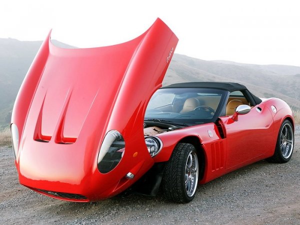 Anteros XTM Roadster се предлага с мощност от 400 до 650 конски сили