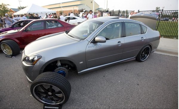 Тунинг изложението HIN Night Shift в Северна Калифорния