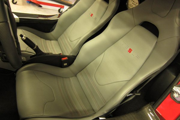 Tesla Roadster Final Edition