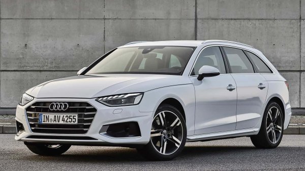 През последните години иновациите в гамата на Audi не са никак малко, но пък марката предлага модели като A4, например. Седанът и комбито излязоха през 2015 г., а техните наследници се очакват след няколко месеца. Те обаче ще получат различни имена - A5 Avant и A5 Sportback.

В същото време малкият SUV Q2 се предлага от лятото на 2016 г., но производството му ще приключи в един момент, без той да получи наследник. Големият брат на Q2 е още по-стар в лицето на второто поколение на Q7, което е на пазара от юни 2015 г.
