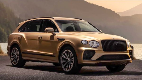 Имаше моменти, когато Bentley произвеждаше едни и същи модели за много дълго време, но това отдавна отмина. Най-старият представител в настоящата гама е Bentayga, който се предлага от началото на 2016 г. Той също получи няколко фейслифта.
