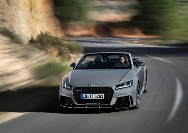 TT RS