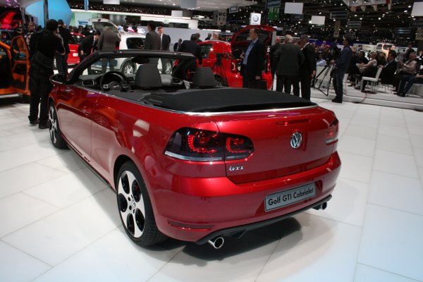 Женева 2012 / Volkswagen Golf GTI Cabriolet 