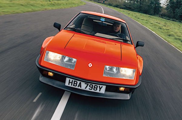Alpine A310 пораства в известен смисъл. Великият дизайнер Робърт Опрон, бивш на Simca и Citro&euml;n, се присъединява към Renault (новият собственик на Alpine) през 1975 година. И една от първите му задачи е да преработи колата.

В същото време Alpine изоставя двигателя Cl&eacute;on-Alu и го заменя с PRV V6, разработен съвместно от Peugeot, Renault и Volvo. Използван не само в техните автомобили, но и в много други, включително De Lorean. Налични са и други мощности, но 2,7-литрова форма, която е монтирана на A310, е най-голямата. 