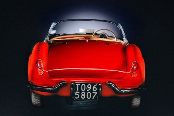 След Aurelia идват още много модели на Lancia, които налагат днес почти несъществуващата марка сред автомобилните новатори.