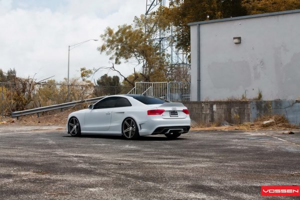 Audi RS5 от OSS Designs и Vossen