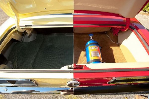 Две в едно - Chevrolet Camaro от застрахователната компания State Farm