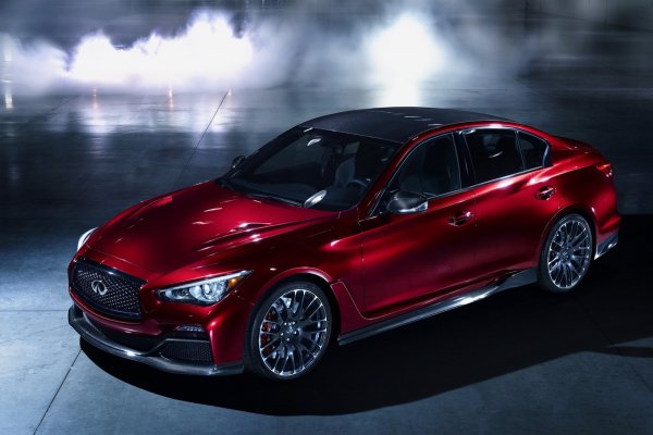 Infiniti Q50 Eau Rouge concept