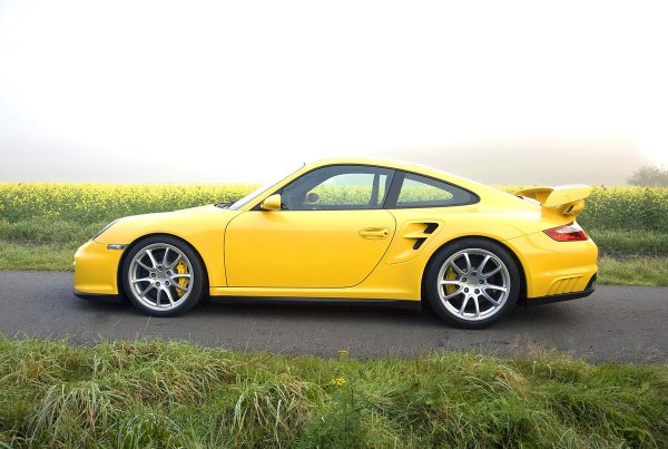 Porshe 911 GT2.