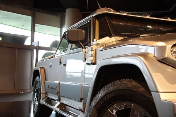 Dartz Iron Diamond - първият в света SUV създаден за жени от жени