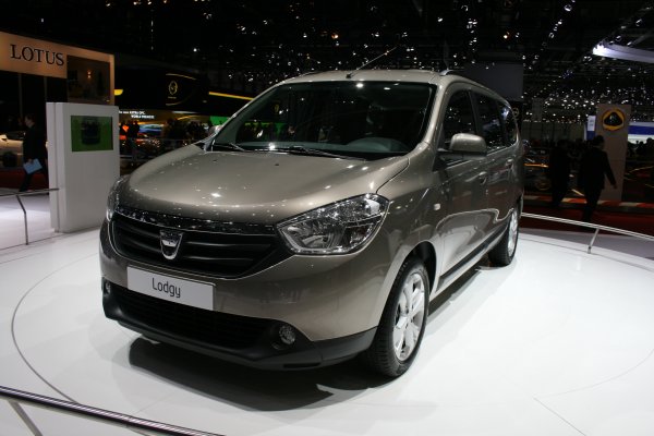 Женева 2012 / Dacia Lodgy