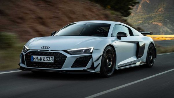 Дълголетната суперкола на Audi е към края на своя живот. R8 дебютира преди 16 години и изкара две поколения на пазара, като финалът ще бъде отбелязан с прощална серия GT.