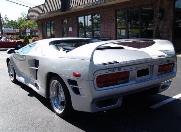 Vector M12