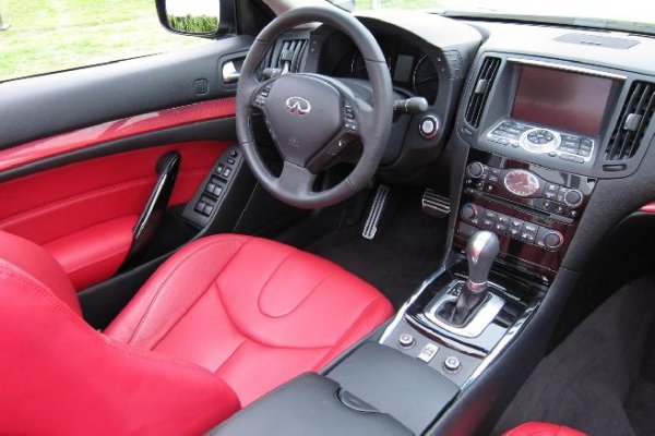 Infiniti IPL G Convertible на изложението Pebble Beach Concours dElegance