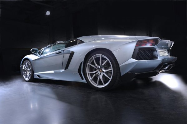Lamborghini Aventador Roadster 