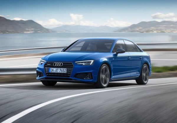 Компактен премиум автомобил - Audi A4 ($ 37 400 - 50 800)
