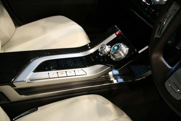 Mitsubishi Concept-ZT