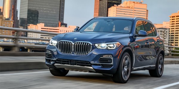 При скъпите кросоувъри печели новото поколение на BMW X5, което е построено на платформата CLAR. Задвижването е към 4-те колела с многодискова муфа на предната ос. Моделът се предлага и с пневматично окачване, както и с редица системи за безопасност. Като опция е достъпен асистент за паркиране с камера за заден ход и система за нощно виждане с функция за разпознаване на пешеходци. Цената на тествания модел е 68 730 долара
