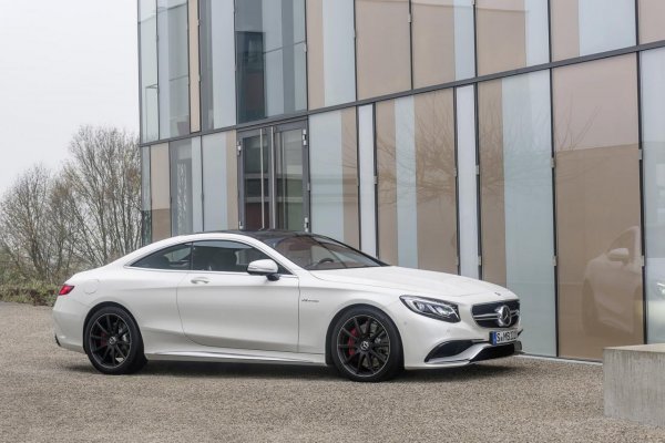 Mercedes-Benz S63 AMG Coupe