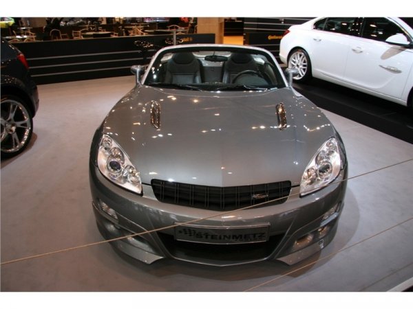 Opel GT с оптичен тунинг от Steinmetz 
