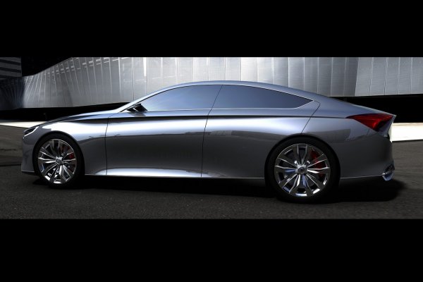 Hyundai HCD-14 Genesis Concept