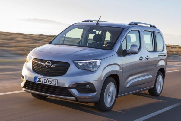 Германската марка, вече с нов представител у нас в лицето на "София Франс Ауто", успява да повиши точно със 100 автомобила резултата си от миналата година. Но е наполовина на постижението от 2019, когато пласира близо 1500 коли. 

Пазарен дял: 2.3%
Най-продаван модел: Combo - 122, Corsa - 120
През 2020: 616 регистрации
