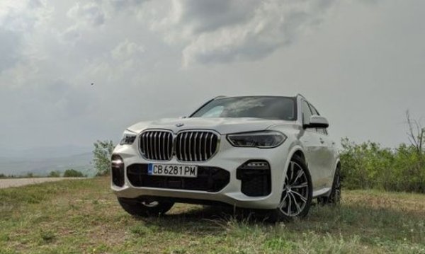 Баварската марка е подобрила резултата си от 2020 година с 16%, като тук са включени и 28 регистрации на дъщерната марка за електромобили BMW i. 

Пазарен дял: 3.6%
Най-продаван модел: Х5 - 159
През 2020: 962 регистрации
