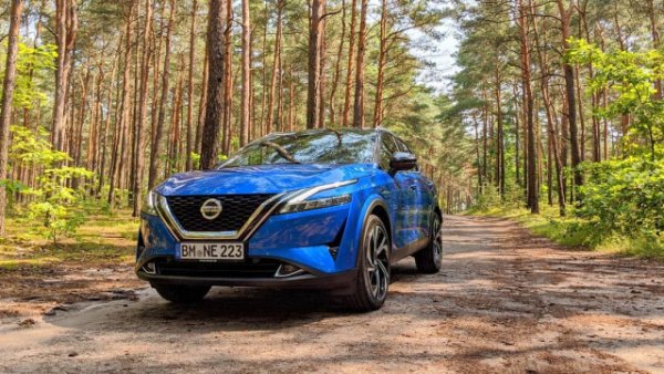 Една от малкото марки със спад спрямо 2020, което се дължи в основна степен на миналогодишните големи отстъпки за отиващото си второ поколение на Qashqai. През тази година излезе новата генерация на кросоувъра, който си остава абсолютният бестселър на Nissan в България. 

Пазарен дял: 5.1%
Най-продаван модел: Qashqai - 1211 
През 2020: 1768 регистрации
