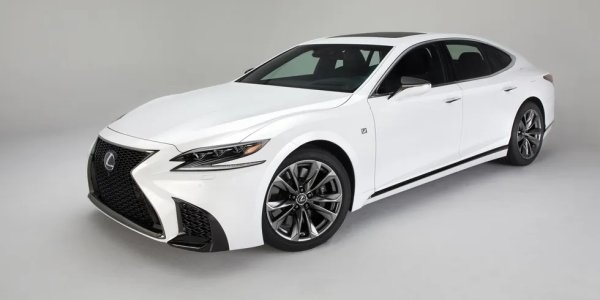Върховият седан в гамата на по-престижната марка на Toyota. LS има един от най-добре обезшумените салони изобщо, достатъчно мощен туин турбо мотор, за да го изстреля до 100 км/ч за едва 4.5 секунди, и цели 28 различни настройки на електрическите седалки на предния ред. 
Стартова цена: $77,075
