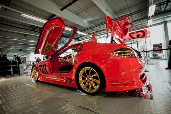 Mercedes-Benz SLR McLaren Red Gold Dream 
