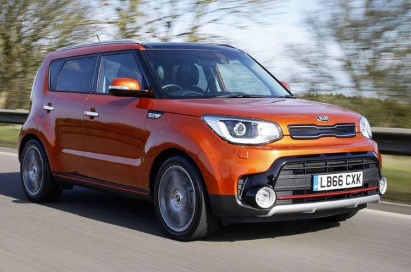 Kia предлага високо оценения малък SUV - Soul (2014-2019, на снимката), който има впечатляващ резултат от 100%. Kia също отбеляза достойно второ място за своята Venga (2010-2010 г.) в клас MPV. И накрая - нейният бензинов Ceed (2012-2018 г.) стана трети в класа семейни автомобили (98,4%).