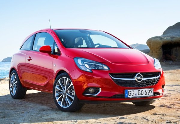 Прост, ефективен и изненадващо устойчив - това е най-точното определение за този Opel. Въпреки че може да не изглежда така, този градски автомобил има механична издръжливост, която го прави идеален за всекидневно ползване. Двигателят 1.3 CDTI &ndash; популярен с ниския си разход на гориво (4 л/100 км или по-малко), е известен и със своята надеждност. Перфектен за града или като втори автомобил, Corsa E често изминава над 300 000 км без проблеми. 