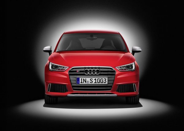 Audi S1 