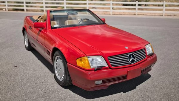 Години на производство - 1989–2001

Двигател – 7,3-литров V12

Мощност – 530 к.с.
